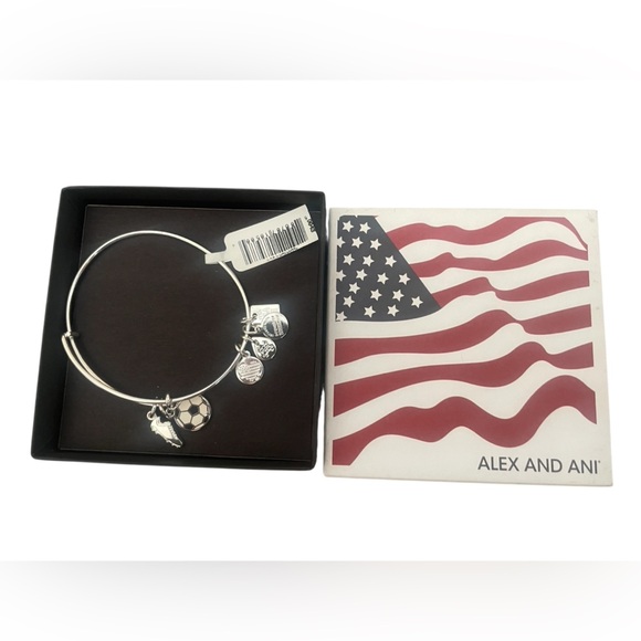 New with box Alex and Ani USA Soccer bracelet - Picture 1 of 3